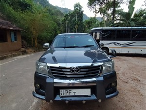 toyota-hilux-2013-pickups-for-sale-in-colombo