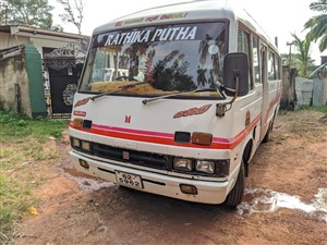 isuzu-journey-bus-1990-buses-for-sale-in-matara