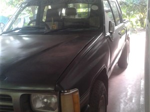 toyota-hilux-1987-pickups-for-sale-in-colombo