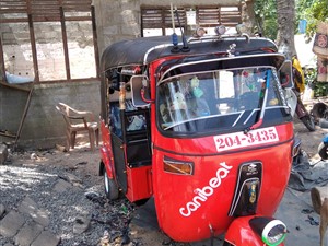 bajaj-2-stock-2000-three-wheelers-for-sale-in-gampaha