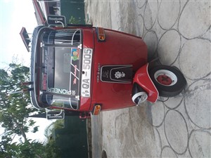 bajaj-three-wheel-2005-three-wheelers-for-sale-in-gampaha