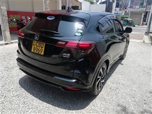 honda-vezel-rs-2018-cars-for-sale-in-mannar