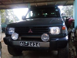 mitsubishi-pajero-1992-jeeps-for-sale-in-kandy