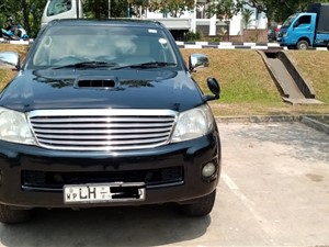 toyota-hilux-vigo-smart-cab-2010-pickups-for-sale-in-colombo