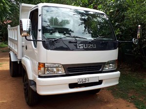 isuzu-juston-forward-tipper-2007-trucks-for-sale-in-puttalam