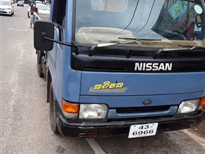nissan-atlas-lorry-1989-trucks-for-sale-in-puttalam