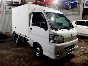 daihatsu-hijet-freezer-truck-2010-trucks-for-sale-in-gampaha
