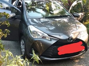 toyota-vitz-2018-cars-for-sale-in-kandy
