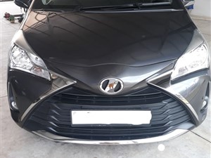 toyota-vitz-safety-package-2017-cars-for-sale-in-gampaha
