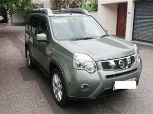 nissan-xtrail-2014-jeeps-for-sale-in-colombo