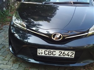 toyota-vitz-2017-cars-for-sale-in-colombo