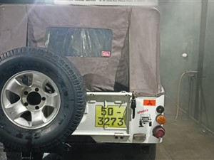 mitsubishi-4dr5-1965-jeeps-for-sale-in-puttalam