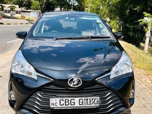toyota-vitz-2017-cars-for-sale-in-kandy