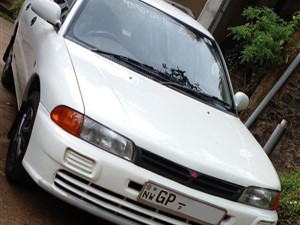 mitsubishi-lancer-wagon-2002-cars-for-sale-in-ratnapura