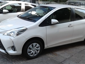 toyota-toyota--vitz-2017-cars-for-sale-in-kurunegala