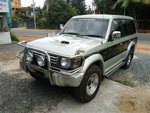 mitsubishi-pajero-1994-jeeps-for-sale-in-puttalam
