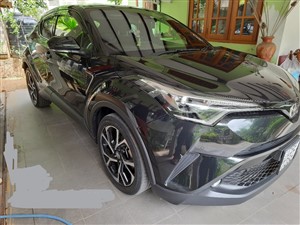 toyota-chr-2017-jeeps-for-sale-in-kegalle