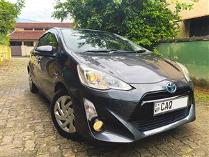 toyota-toyota-aqua-2015-s-grade-2015-cars-for-sale-in-colombo