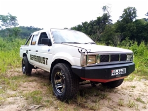 nissan-dutsun-1985-jeeps-for-sale-in-kegalle