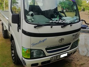 toyota-dyna-lorry-2001-trucks-for-sale-in-puttalam