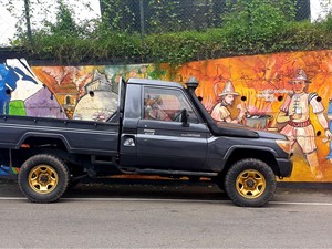 toyota-landcruiser-79-series-2007-pickups-for-sale-in-colombo