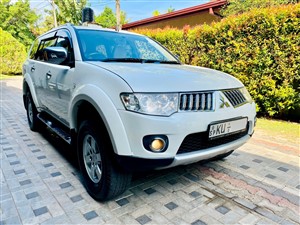 mitsubishi-montero-sport-2012-jeeps-for-sale-in-gampaha