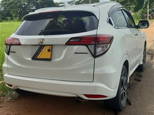 honda-vezel-2014-jeeps-for-sale-in-colombo