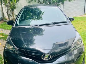 toyota-vitz-2017-cars-for-sale-in-gampaha