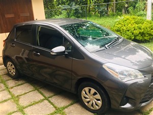 toyota-vitz-2017-cars-for-sale-in-galle