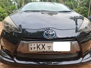 toyota-aqua-2012-cars-for-sale-in-colombo