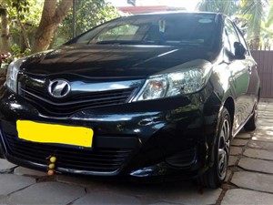 toyota-vitz-2012-cars-for-sale-in-colombo