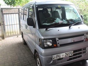 mitsubishi-minicab-2011-vans-for-sale-in-colombo