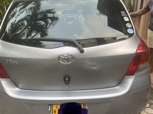 toyota-vitz-2006-cars-for-sale-in-gampaha