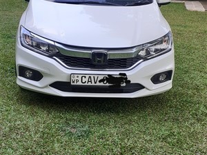 honda-grace-2017-cars-for-sale-in-colombo