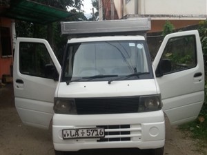 mitsubishi-buddy-2002-trucks-for-sale-in-kandy