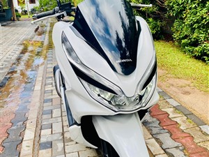 honda-pcx-125-2020-motorbikes-for-sale-in-gampaha