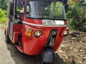 bajaj-4-stroke-three-wheel-2012-three-wheelers-for-sale-in-matara