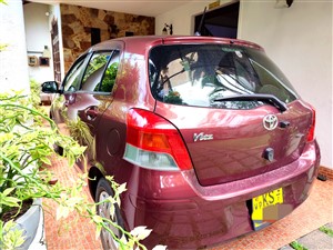 toyota-vitz-push-start-2010-cars-for-sale-in-colombo