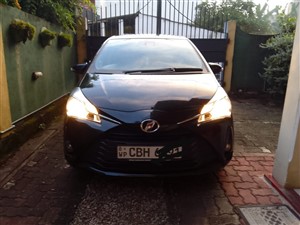 toyota-vitz-2017-cars-for-sale-in-colombo