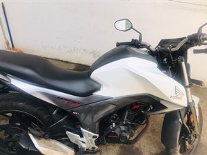 honda-cb-hornet-2016-motorbikes-for-sale-in-colombo