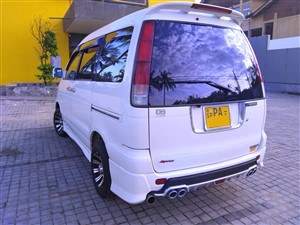 toyota-noah-2022-vans-for-sale-in-galle