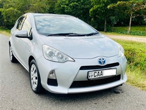 toyota-aqua-2013-cars-for-sale-in-colombo