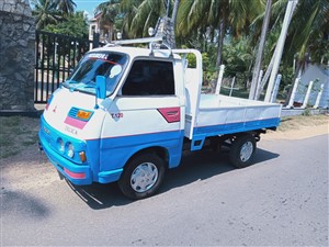 mitsubishi-delica-t120-1978-trucks-for-sale-in-puttalam