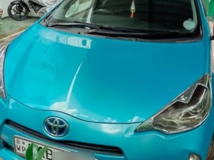 toyota-aqua-2013-cars-for-sale-in-gampaha