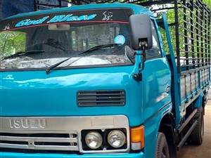 isuzu-elf-sk22-1984-trucks-for-sale-in-puttalam