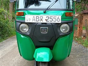 bajaj-4-strokes-2018-three-wheelers-for-sale-in-ampara