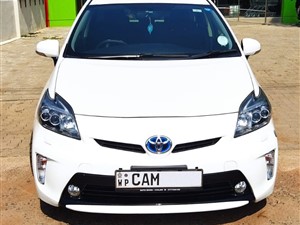 toyota-prius-1.8-2013-cars-for-sale-in-puttalam