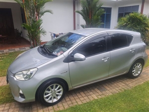 toyota-aqua-2013-cars-for-sale-in-galle