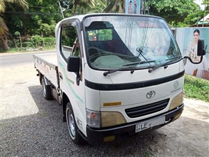 toyota-toyoace-2002-trucks-for-sale-in-puttalam