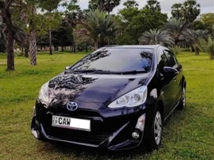 toyota-aqua-2015-cars-for-sale-in-ampara